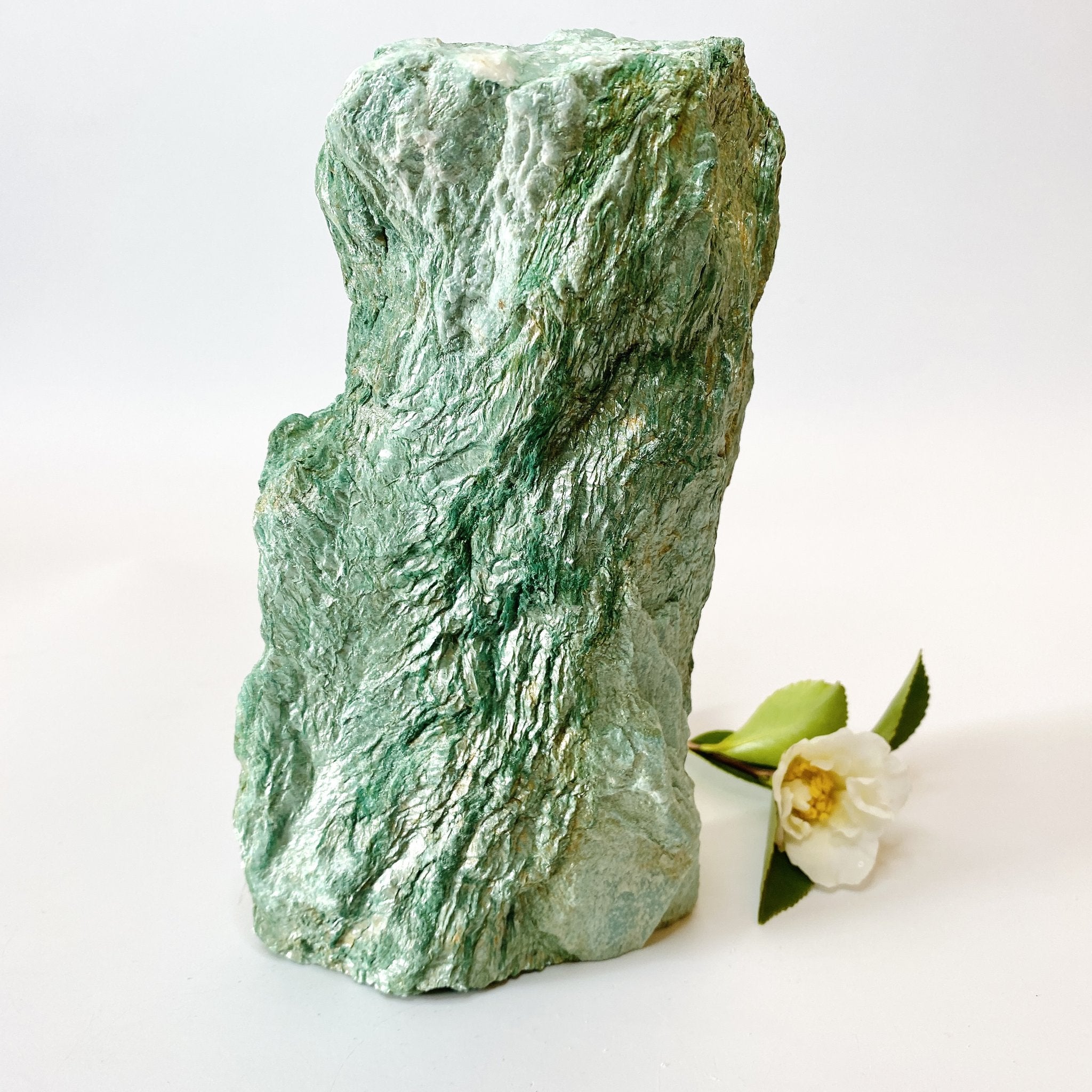 Large fuchsite crystal - 1.6kg