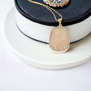 Agate crystal druzy pendant on 18" chain | ASH&STONE Crystals Shop Auckland NZ