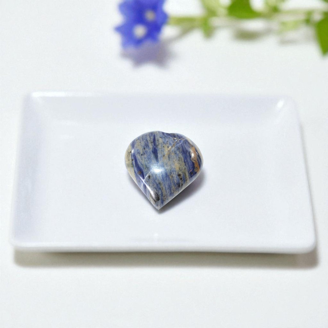 Sodalite Heart. Quiet your mind. Free express shipping. Buy Sodalite crystals online from ASH&STONE Auckland crystal shop. AfterPay available.