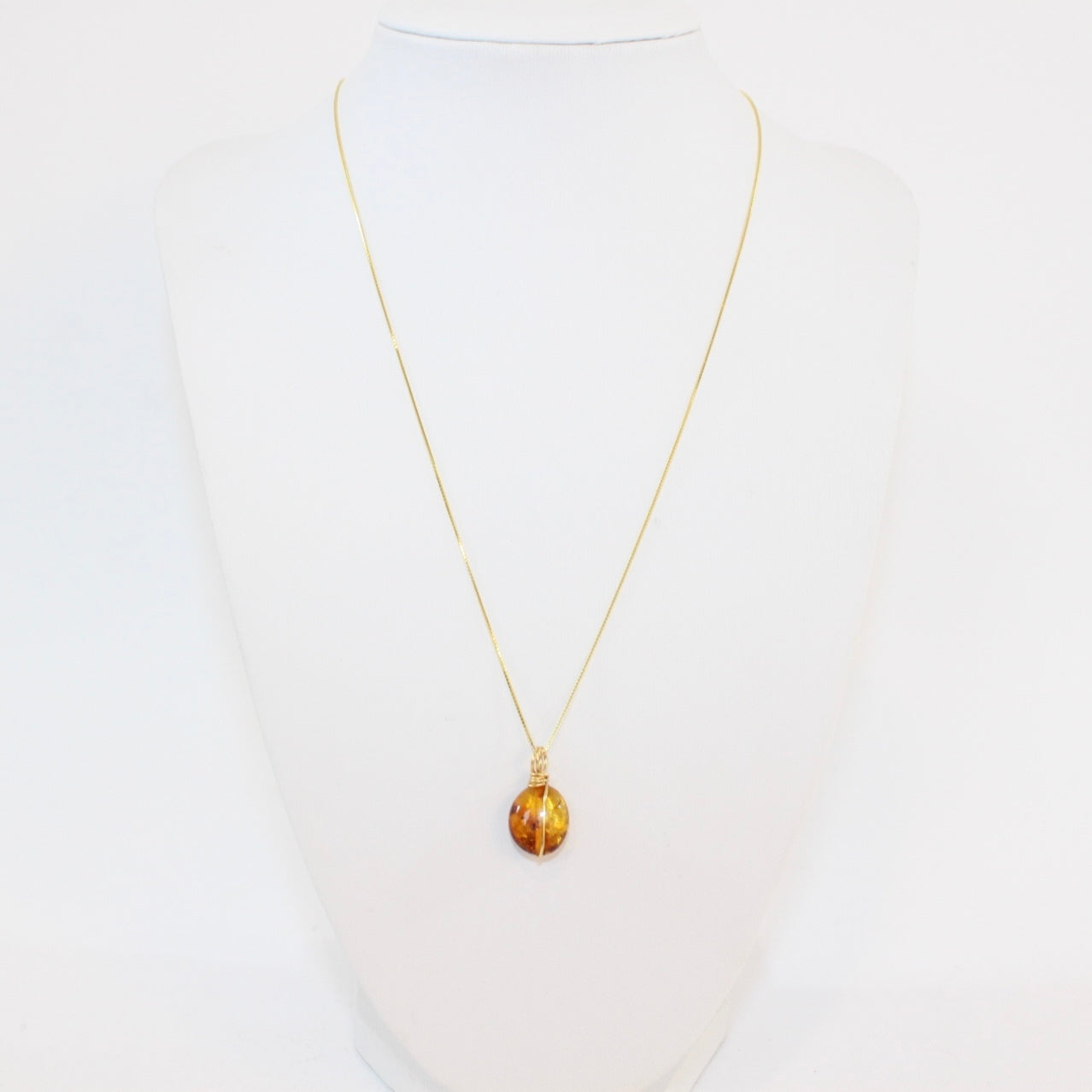 Amber Gold Necklace | ASH & STONE premium crystal jewellery. Free express shipping NZ