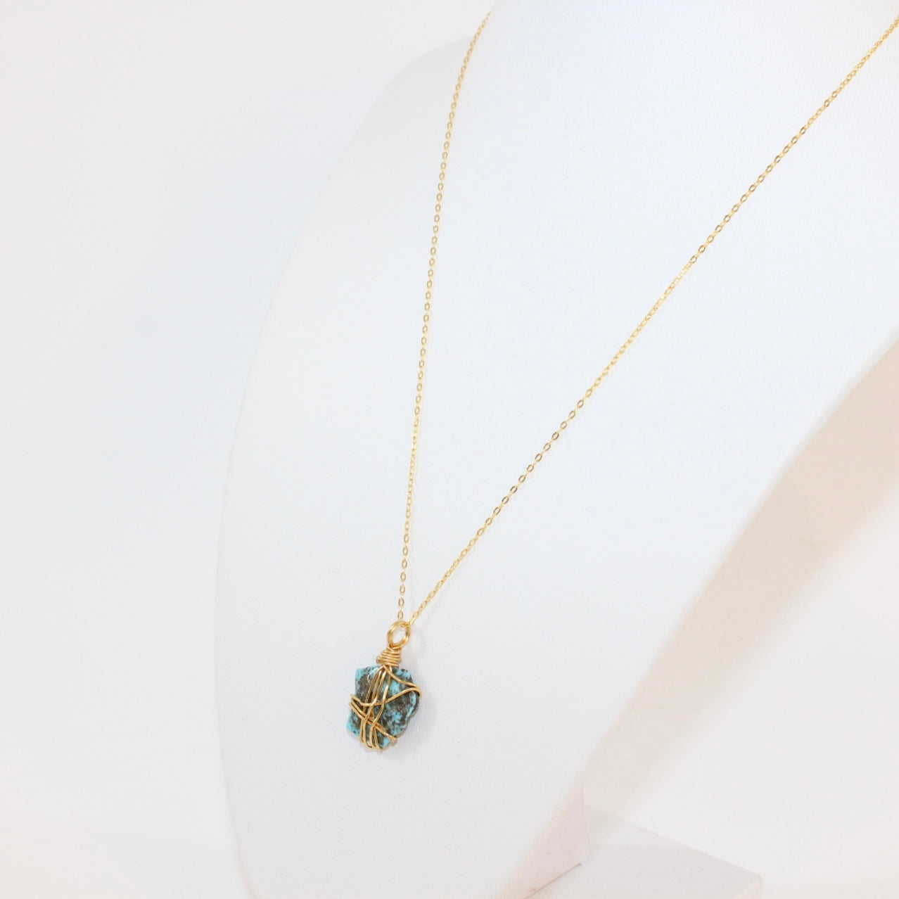 Turquoise Necklace Gold plated |ASH & STONE Crystal jewellery. Free express shipping.