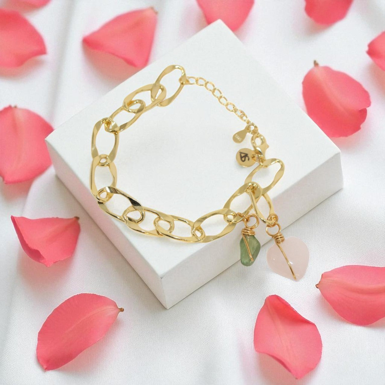 Rose Quartz & Peridot crystal 24k gold charm bracelet | ASH&STONE crystal jewellery online. Free express shipping