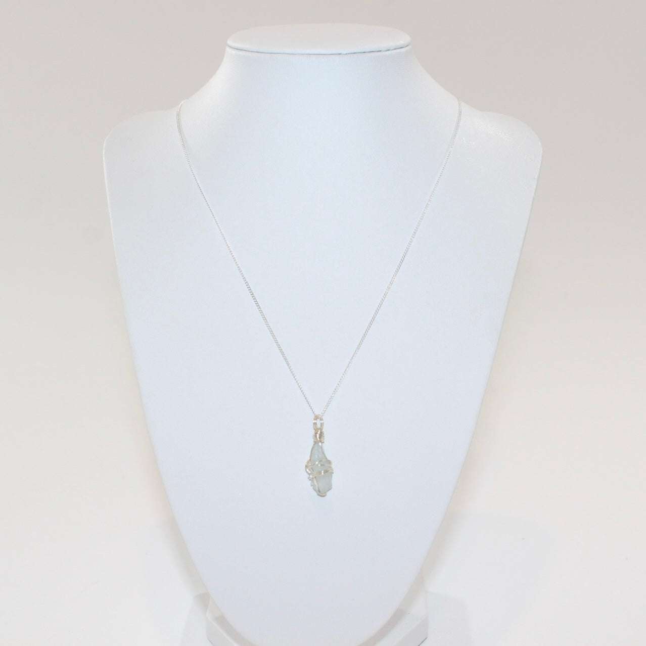 Aquamarine Crystal Silver Necklace | Free express shipping. Buy NZ-made jewellery from ASH&STONE
crystal jewellery shop Auckland NZ. AfterPay available.
