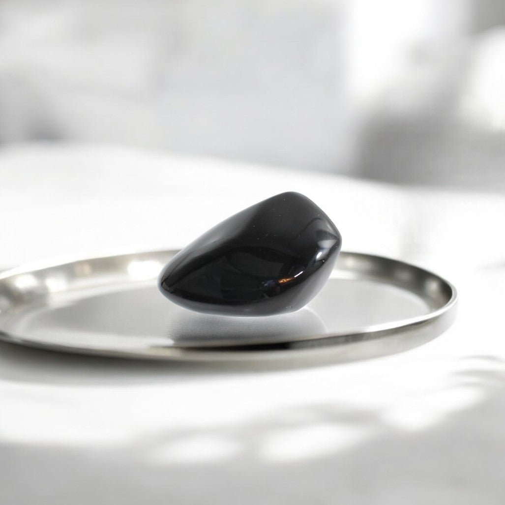 Black obsidian polished galet 
| ASH&STONE Crystal Shop Auckland NZ