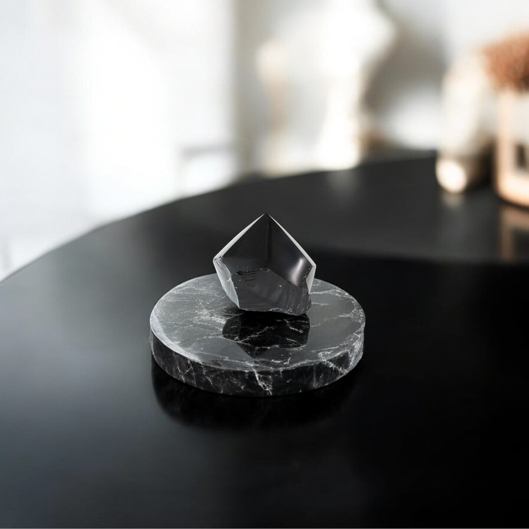 Black obsidian point | ASH&STONE Crystal Shop Auckland NZ