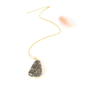 Agate crystal druzy pendant on 18" chain | ASH&STONE Crystal Jewellery Shop Auckland