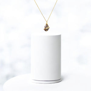 Garnet crystal pendant necklace | ASH&STONE Crystal Jewellery Shop Auckland NZ