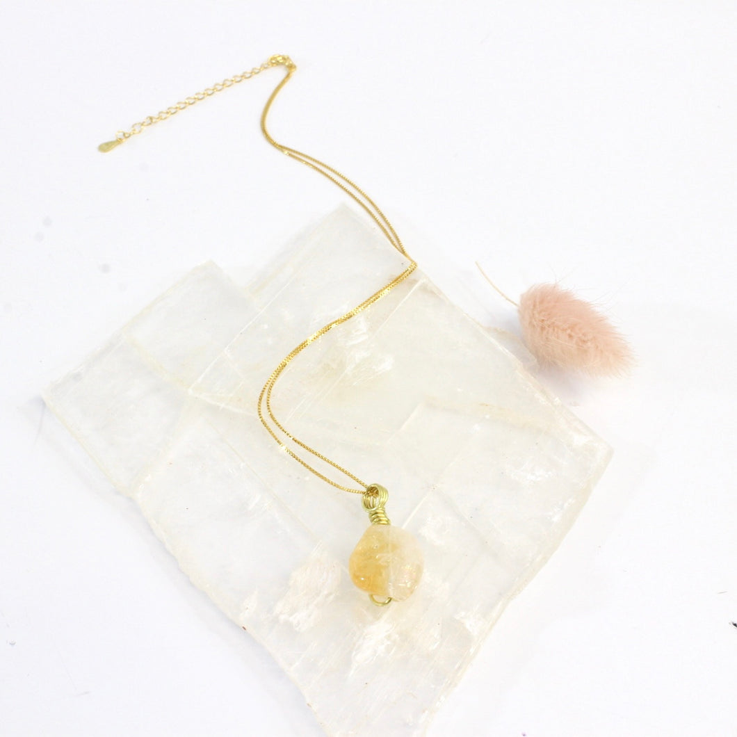 Bespoke NZ-made heat-treated citrine crystal pendant with 18
