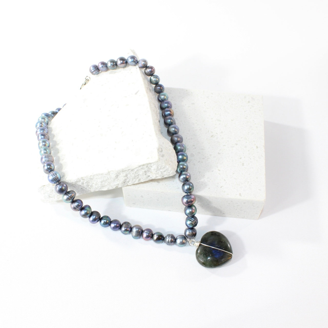 Genuine Fijian pearl choker with labradorite crystal heart | ASH&STONE Crystal Jewellery Shop Auckland NZ
