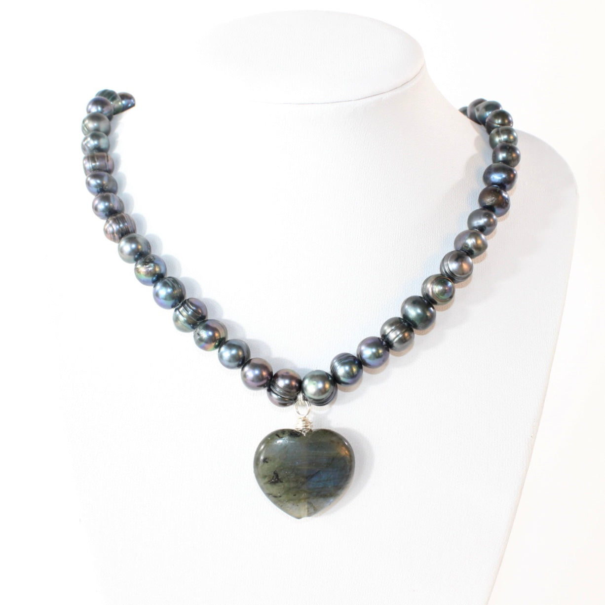Genuine Fijian pearl choker with labradorite crystal heart | ASH&STONE Crystal Jewellery Shop Auckland NZ