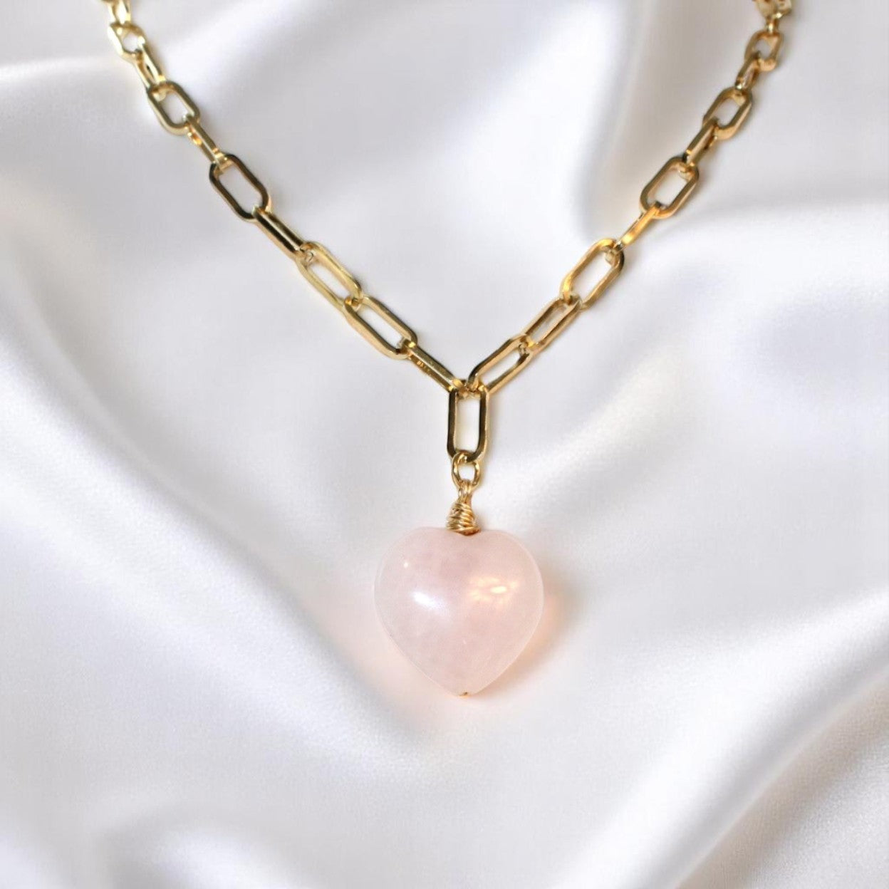 Rose quartz crystal heart pendant necklace | ASH&STONE Crystal Jewellery Shop Auckland NZ