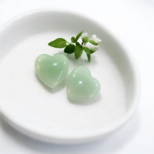 Green aventurine crystal heart | ASH&STONE Crystals Shop Auckland NZ