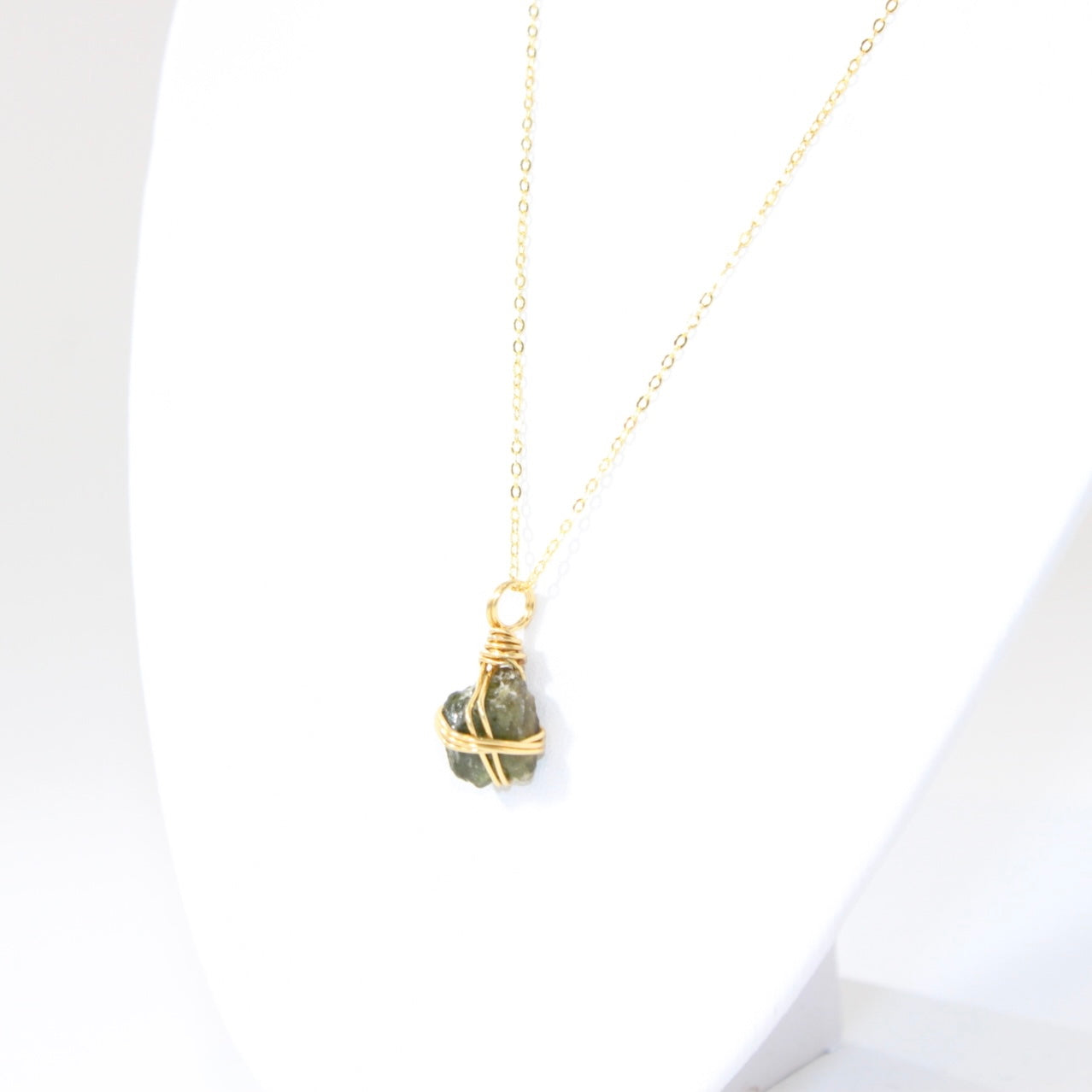 Green Tourmaline gold Necklace | ASH&STONE Crystal Jewellery Shop Auckland NZ