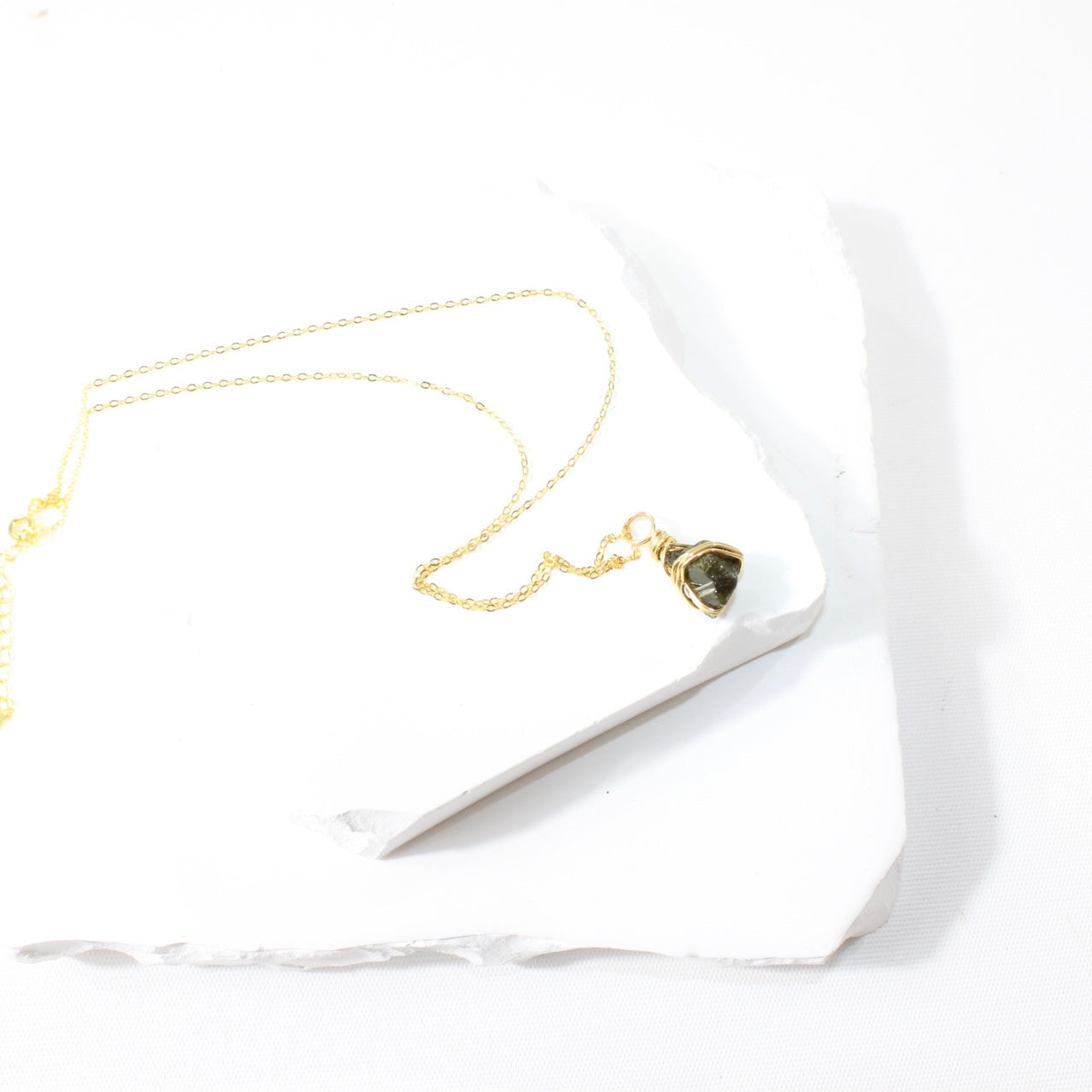Green Tourmaline gold Necklace | ASH&STONE Crystal Jewellery Shop Auckland NZ