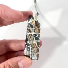 Load and play video in Gallery viewer, Men&#39;s labradorite crystal pendant necklace | ASH&amp;STONE Crystal Jewellery Shop Auckland NZ
