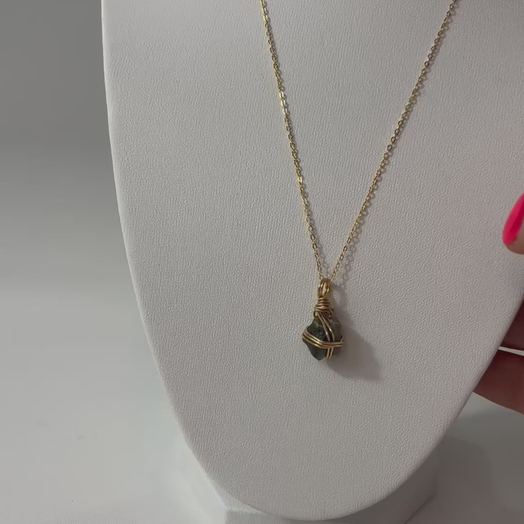 Green Tourmaline gold Necklace | ASH&STONE Crystal Jewellery Shop Auckland NZ