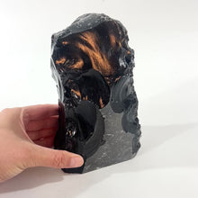 Load and play video in Gallery viewer, Large black obsidian tower 2.54kg
