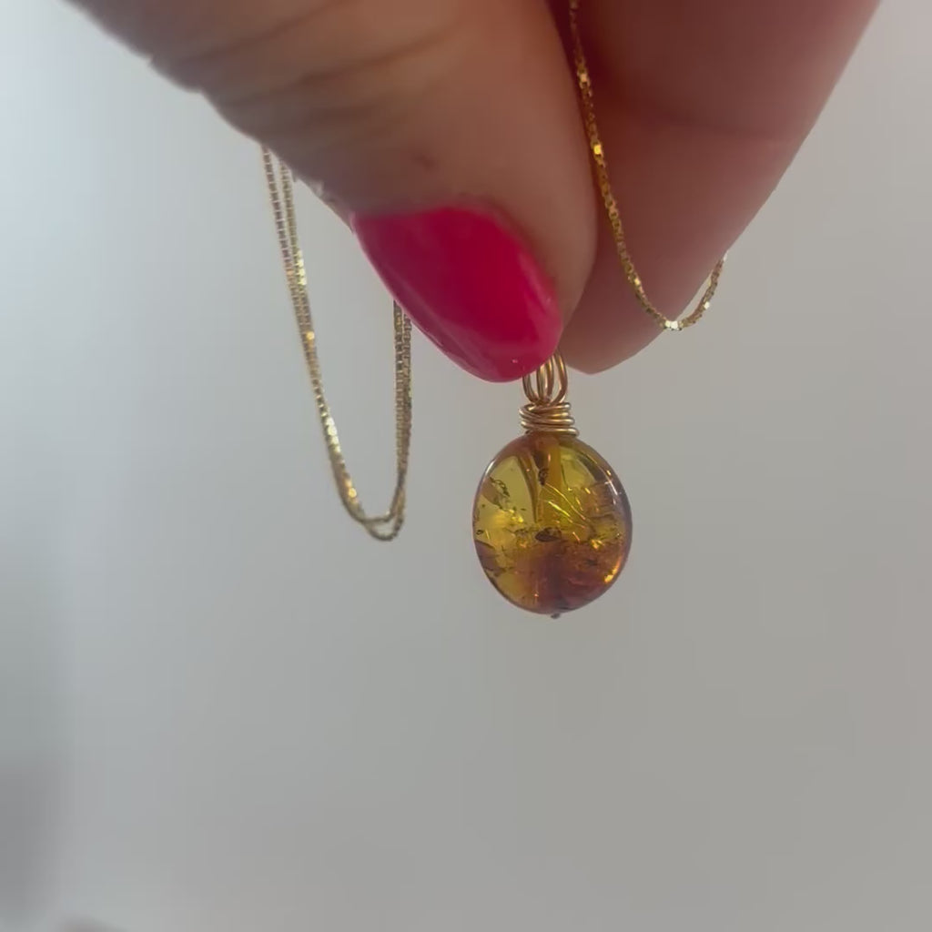 Amber  Gold Necklace | ASH & STONE premium crystal jewellery. Free express shipping NZ
