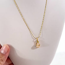 Load and play video in Gallery viewer, Morganite crystal pendant necklace | ASH&amp;STONE Crystal Jewellery Shop Auckland NZ
