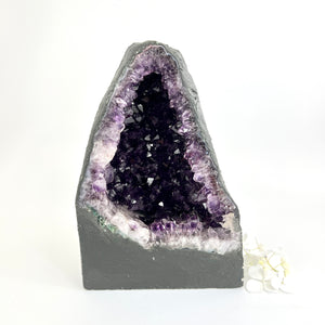 Large Crystals NZ: Large amethyst crystal cave 10.7kg