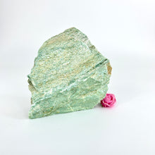 Load image into Gallery viewer, Crystals NZ: Fuchsite crystal tower with cut base
