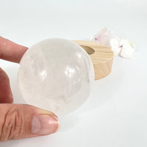 Crystal Lamps NZ: Clear quartz polished crystal sphere on LED lamp base