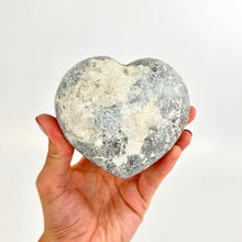 Load image into Gallery viewer, Crystals NZ: Celestite crystal heart

