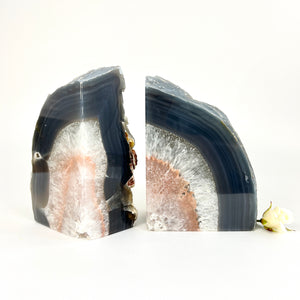 Large Crystals NZ: Large agate crystal bookends