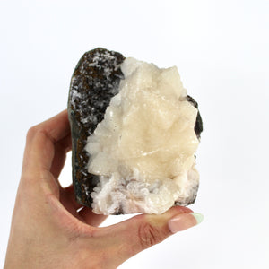 Crystals NZ: Stilbite crystal cluster