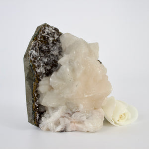 Crystals NZ: Stilbite crystal cluster