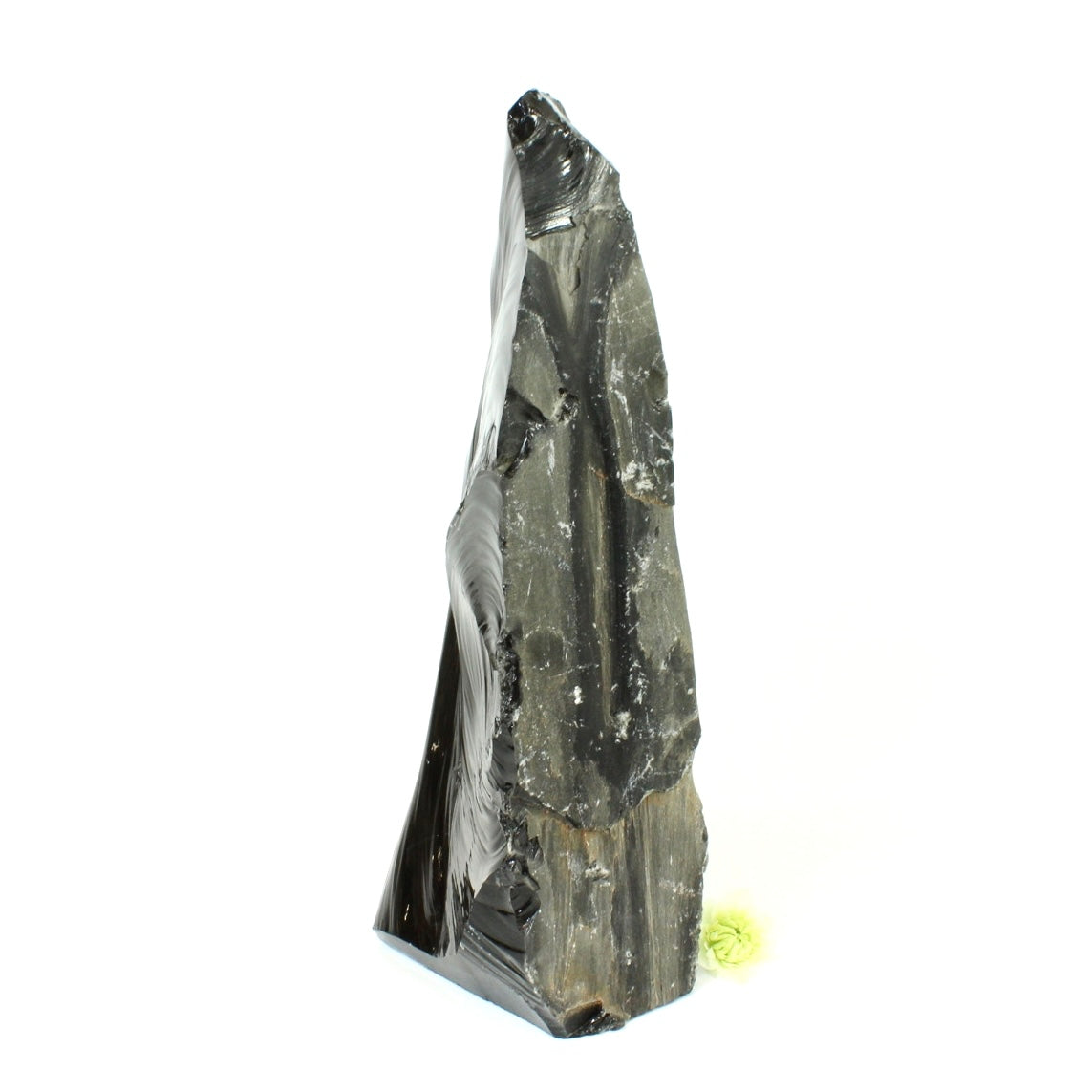 Large crystals NZ: Large black obsidian crystal tower