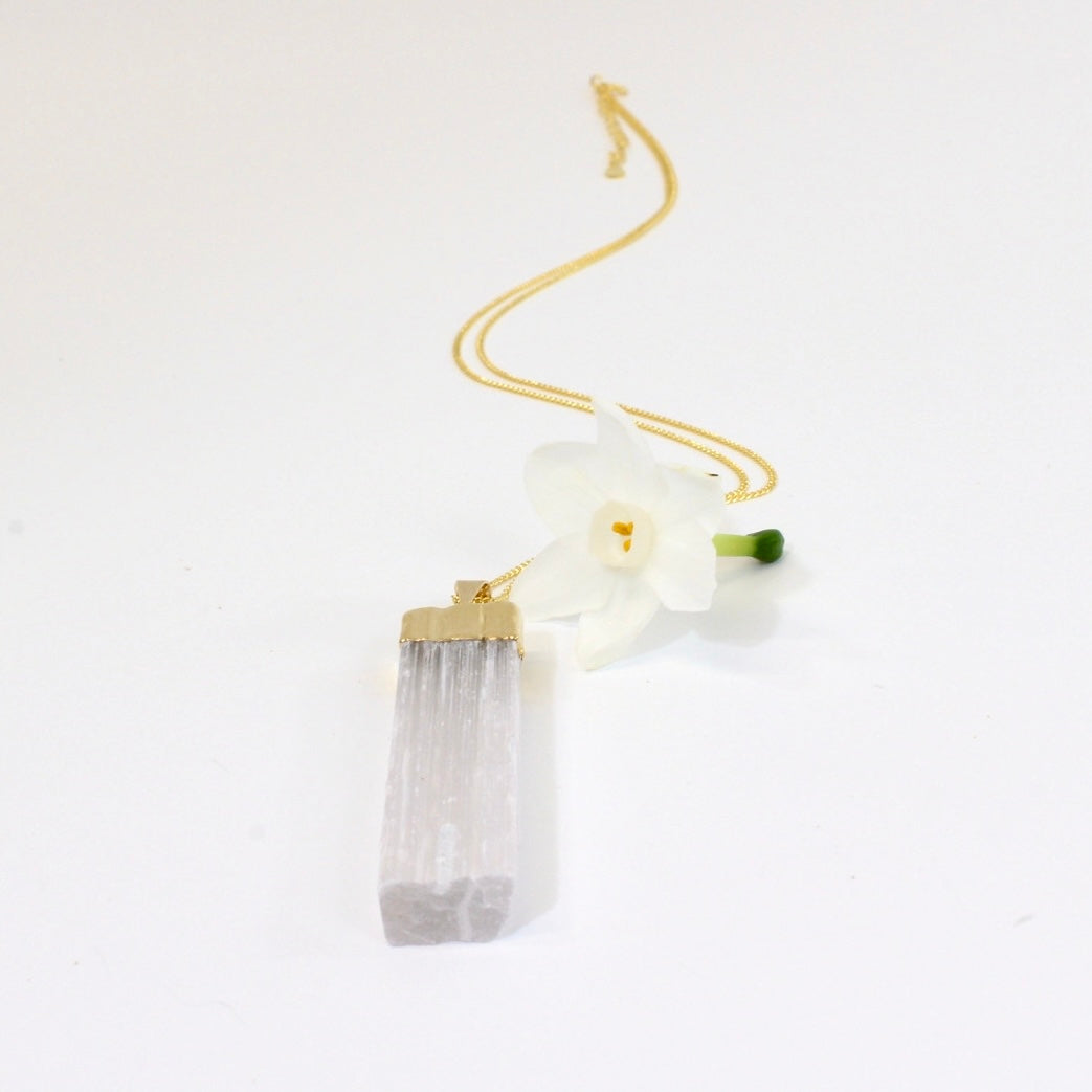 Crystal Jewellery NZ: Selenite crystal necklace 20" chain