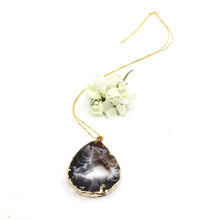 Load image into Gallery viewer, Agate crystal slice pendant on 18&quot; chain | ASH&amp;STONE Crystal Jewellery Shop NZ
