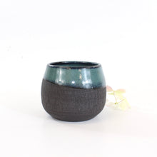 Load image into Gallery viewer, Bespoke NZ handmade ceramic tumbler | ASH&amp;STONE NZ Made Ceramics Shop Auckland NZ
