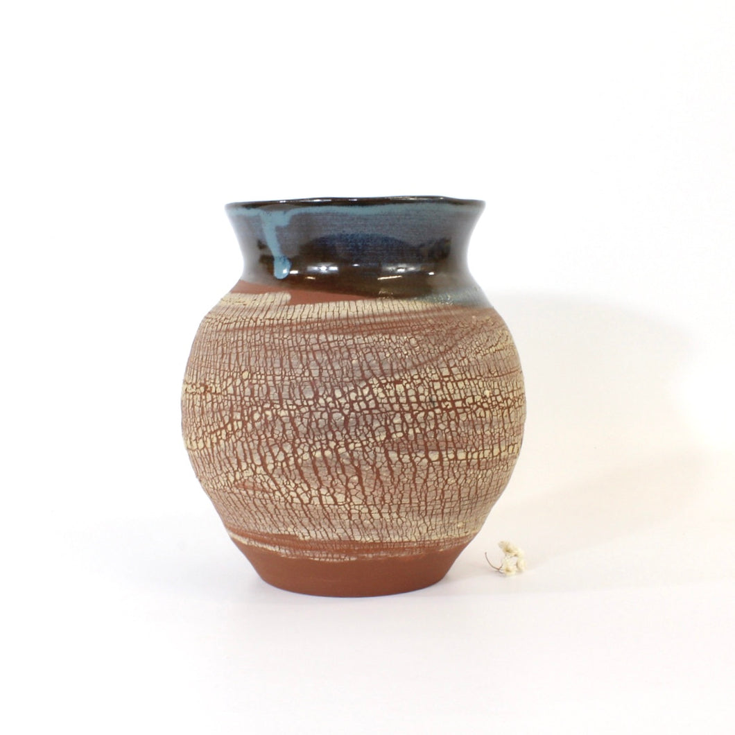 Bespoke NZ handmade large ceramic vase | ASH&STONE Ceramics Shop Auckland NZ