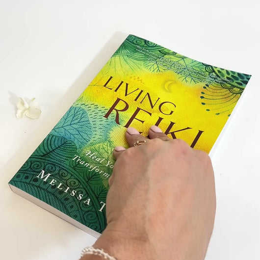 Living Reiki Book | ASH&STONE Books Auckland NZ