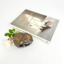 Load image into Gallery viewer, Books &amp; Crystal Packs NZ: Mastering mindfulness: bespoke book &amp; crystal pack
