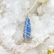 Load image into Gallery viewer, Crystal Jewellery NZ: Bespoke Kyanite crystal necklace - 18 inch chain
