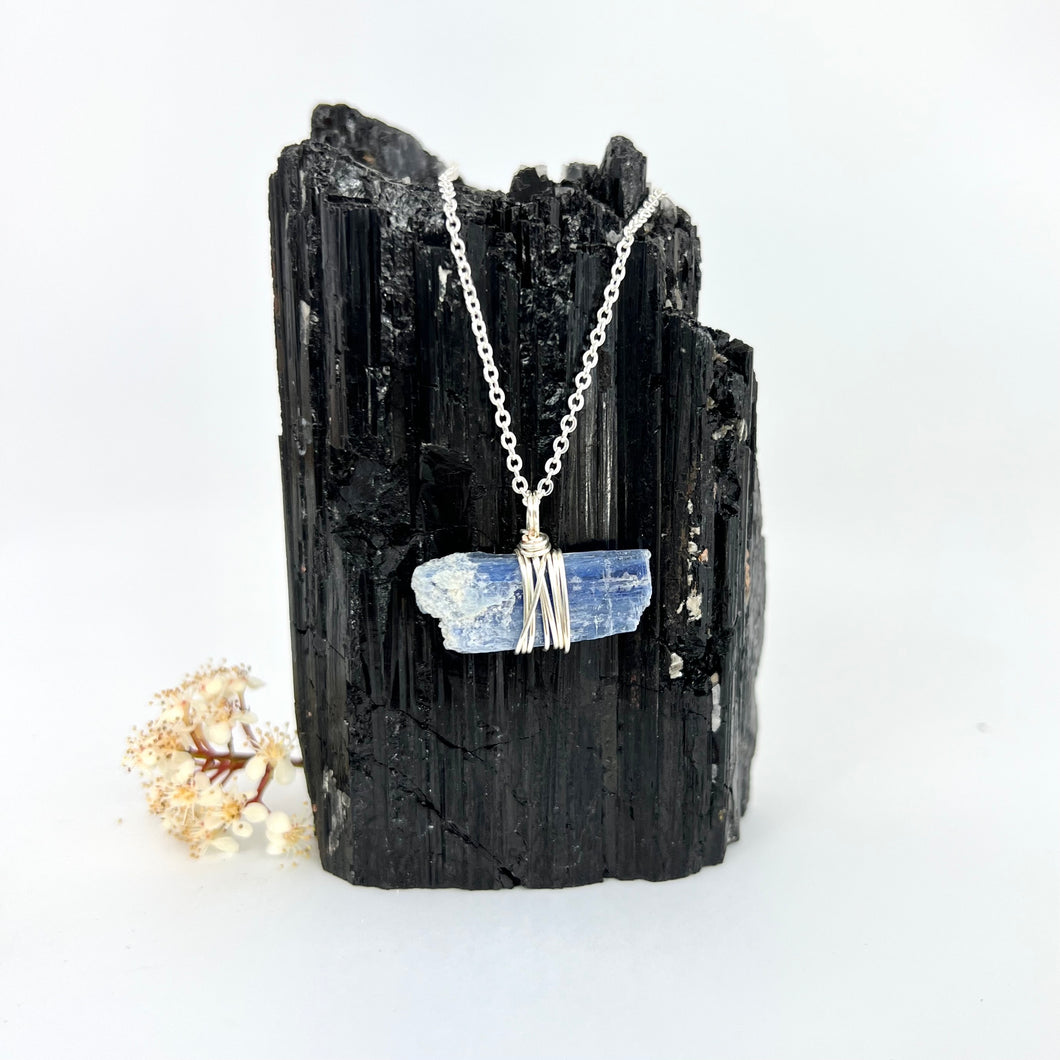 Crystal Jewellery NZ:  Bespoke blue kyanite crystal necklace 18-inch chain