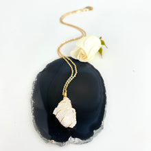 Load image into Gallery viewer, Crystal Jewellery NZ: Bespoke clear quartz crystal necklace 20-inch chain
