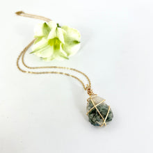 Load image into Gallery viewer, Crystal Jewellery NZ: Bespoke green tourmaline crystal necklace 20-inch chain

