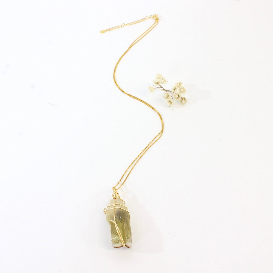 NZ-made bespoke green calcite crystal pendant with 18