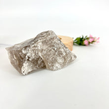 Load image into Gallery viewer, Crystal Lamps NZ: Smoky quartz crystal on LED lamp base
