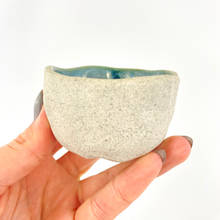 Load image into Gallery viewer, Crystal Packs NZ: Bespoke energy healing crystal pack with NZ artisan ceramic bowl
