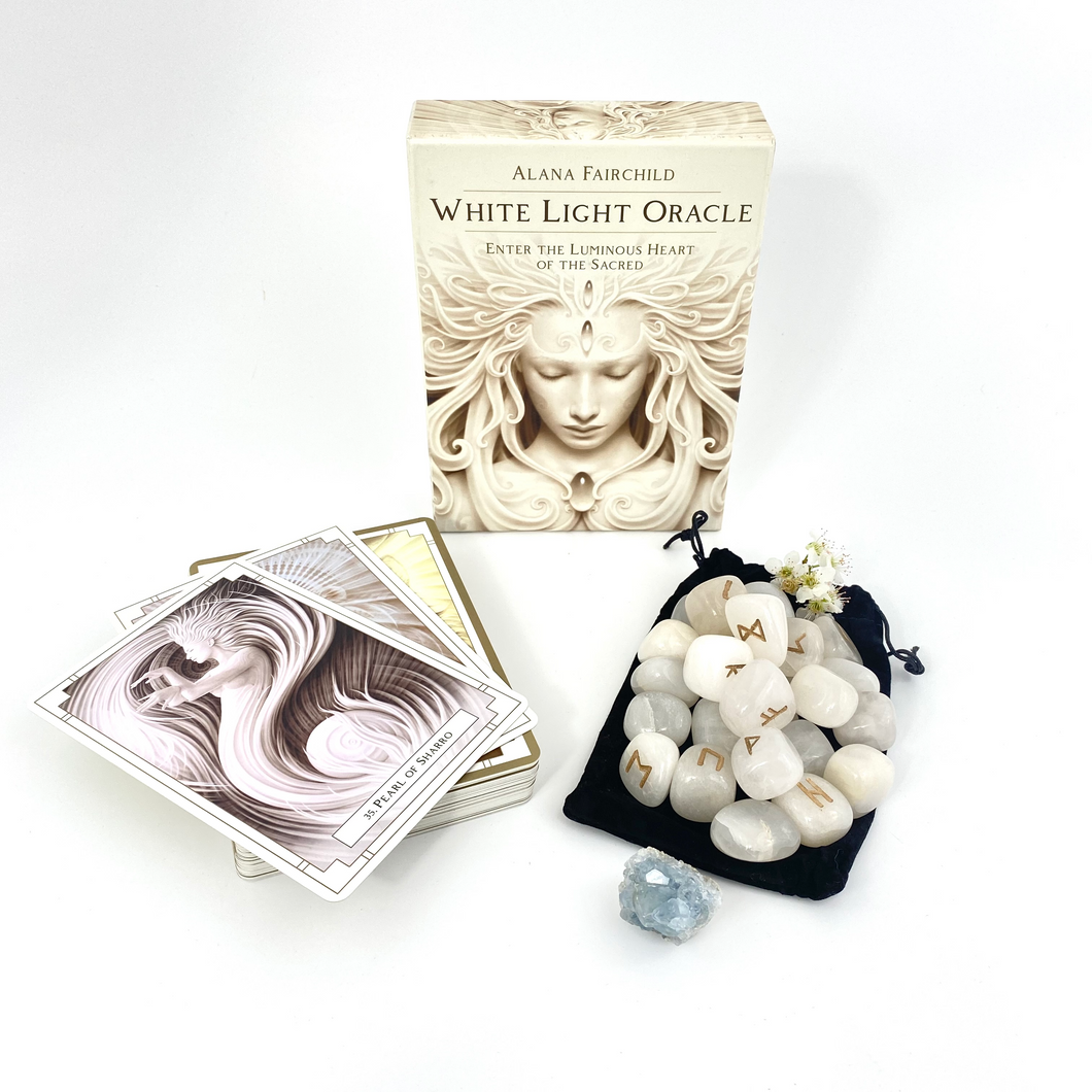 Crystal Packs NZ: Inner guide - find your intuition oracle & crystal rune pack
