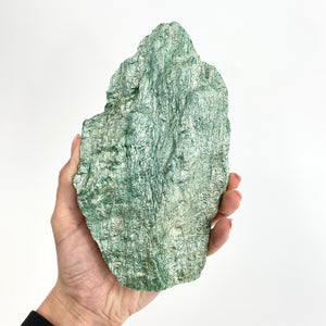 Large Crystals NZ: Large fuchsite crystal tower
