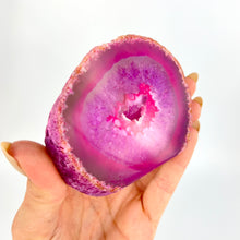 Load image into Gallery viewer, Crystals NZ: Pink agate crystal cut base
