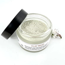 Load image into Gallery viewer, Candle &amp; skincare gift pack NZ: Clay mask pamper pack
