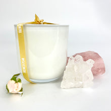 Load image into Gallery viewer, Xmas Gift Ideas NZ: Bespoke candle &amp; crystal gift pack: French Pear
